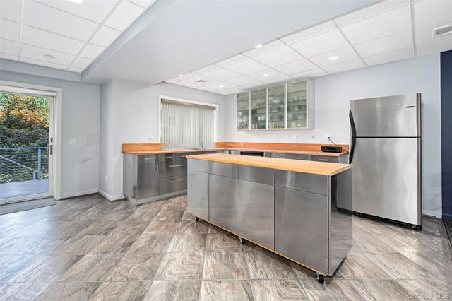 17 Byram Meadows Road, Chappaqua, NY 10514