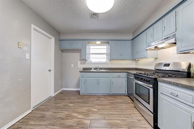 24 Seneca Drive, Shawnee, OK 74801