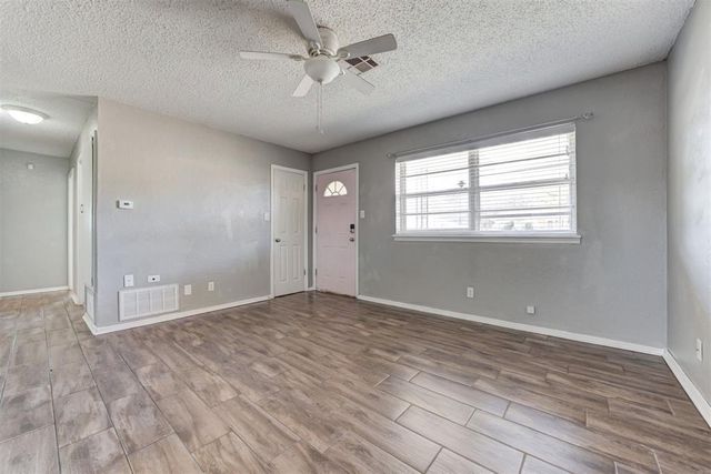 24 Seneca Drive, Shawnee, OK 74801