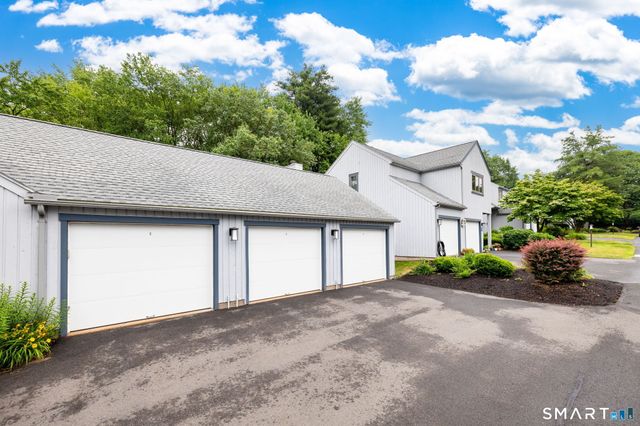 1469 Farmington Avenue 46, Bristol, CT 06010