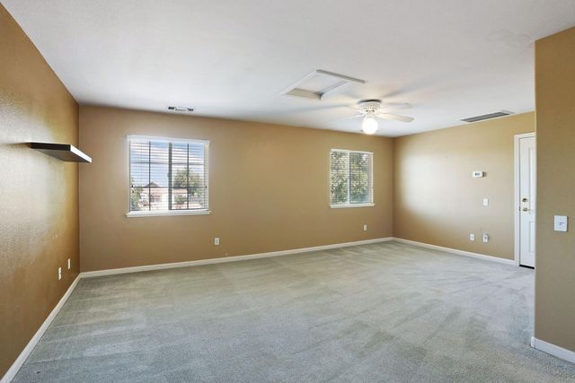 624 Summerton Ln, Turlock, CA 95382