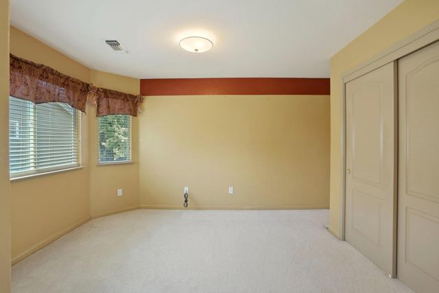 624 Summerton Ln, Turlock, CA 95382