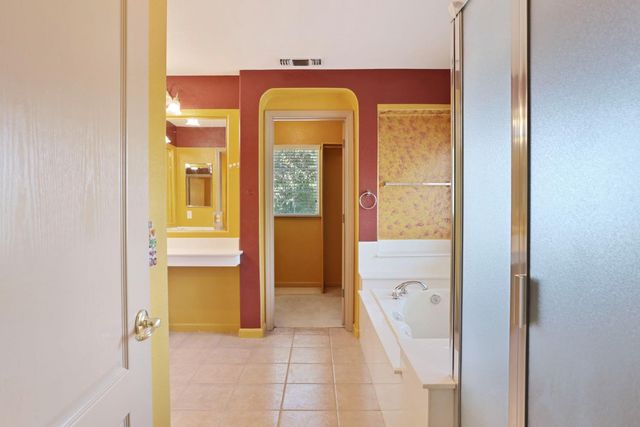 624 Summerton Ln, Turlock, CA 95382