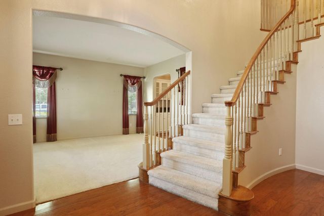 624 Summerton Ln, Turlock, CA 95382