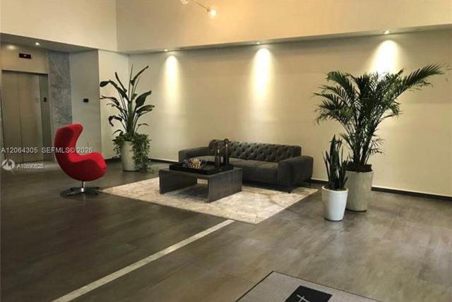 10 Aragon Ave 713, Coral Gables, FL 33134
