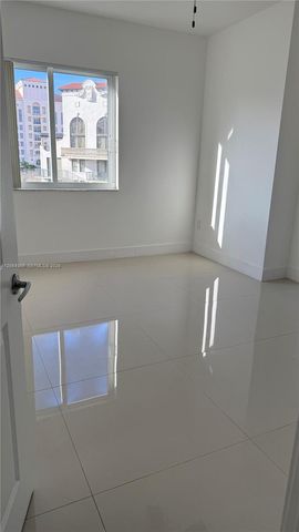 10 Aragon Ave 713, Coral Gables, FL 33134
