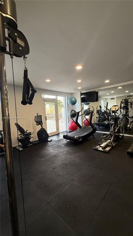 10 Aragon Ave 713, Coral Gables, FL 33134