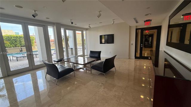 10 Aragon Ave 713, Coral Gables, FL 33134