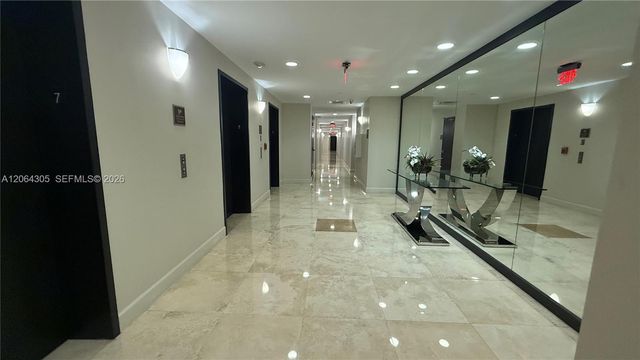 10 Aragon Ave 713, Coral Gables, FL 33134