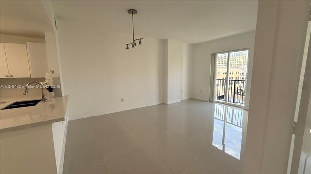 10 Aragon Ave 713, Coral Gables, FL 33134