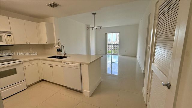 10 Aragon Ave 713, Coral Gables, FL 33134