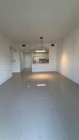 10 Aragon Ave 713, Coral Gables, FL 33134