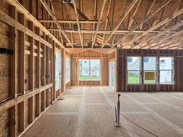 408 Fannin Drive, Pataskala, OH 43062