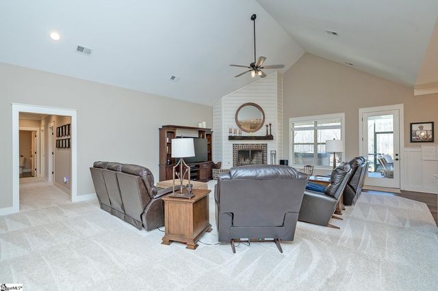 4034 Greenpond Road, Gray Court, SC 29645