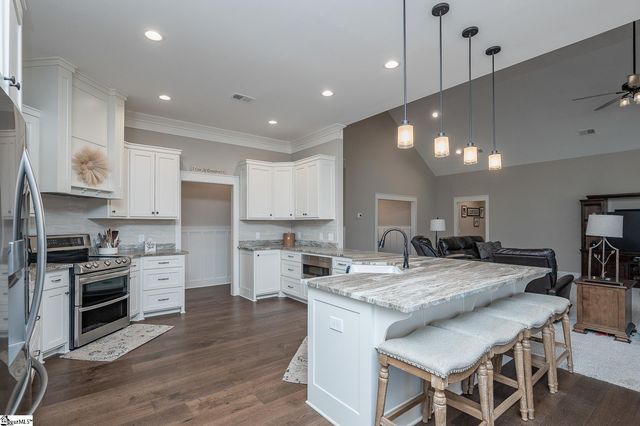 4034 Greenpond Road, Gray Court, SC 29645