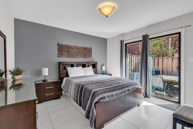 305 21st Ave S Apt 113, Myrtle Beach, SC 29577