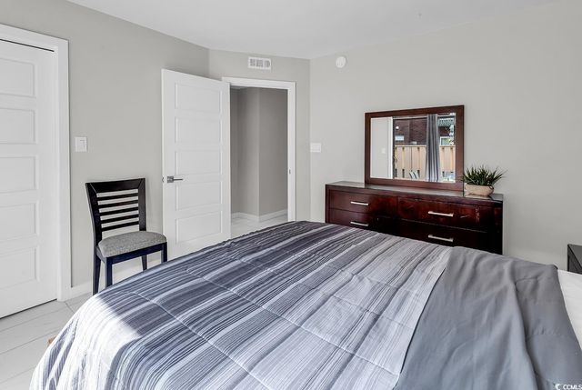 305 21st Ave S Apt 113, Myrtle Beach, SC 29577