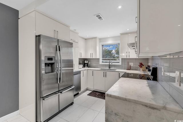 305 21st Ave S Apt 113, Myrtle Beach, SC 29577