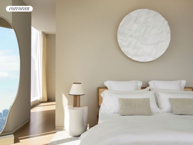 100 E 53rd St Ph, New York City, NY 10022