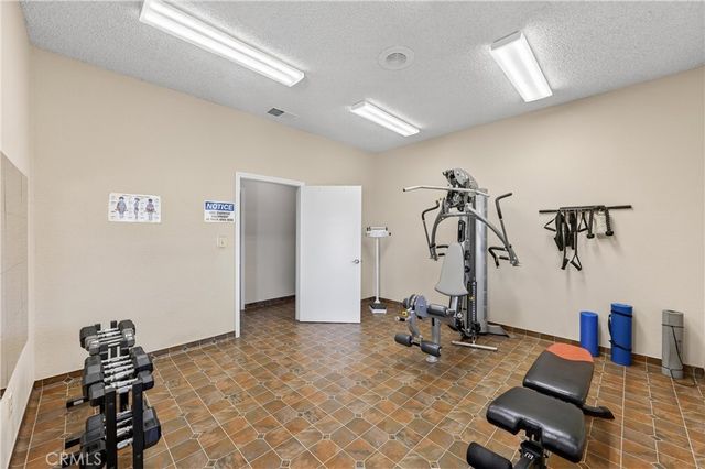 910 Deerwood, San Jacinto, CA 92583