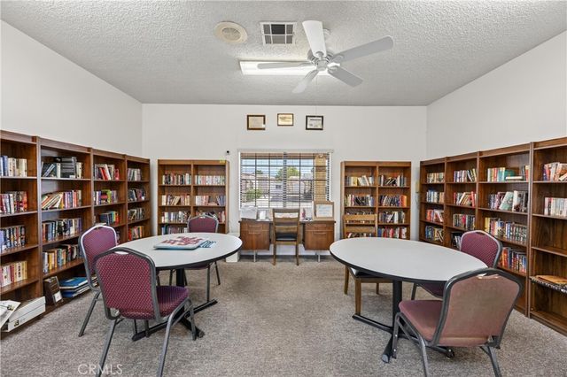910 Deerwood, San Jacinto, CA 92583