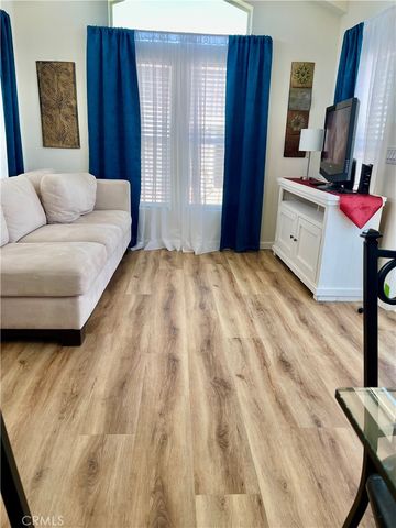 910 Deerwood, San Jacinto, CA 92583