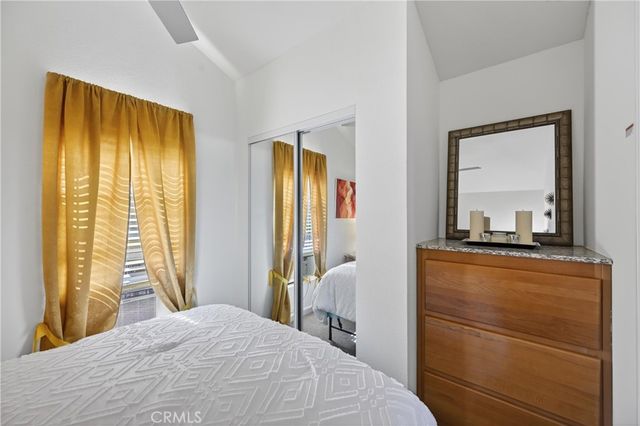910 Deerwood, San Jacinto, CA 92583