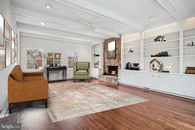 4500 35TH RD N, Arlington, VA 22207