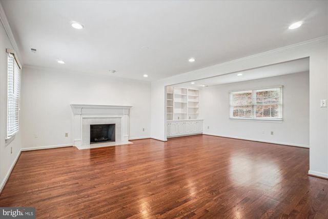 4500 35TH RD N, Arlington, VA 22207