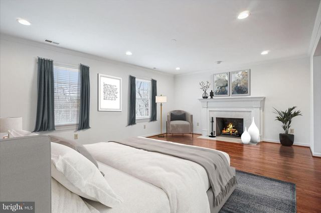 4500 35TH RD N, Arlington, VA 22207