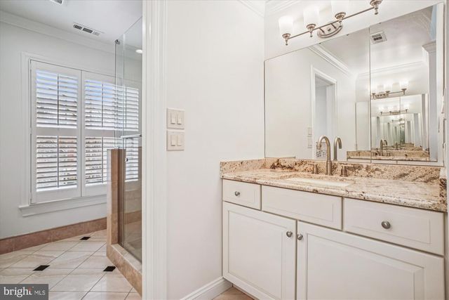 4500 35TH RD N, Arlington, VA 22207