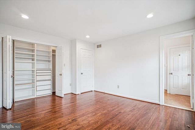 4500 35TH RD N, Arlington, VA 22207