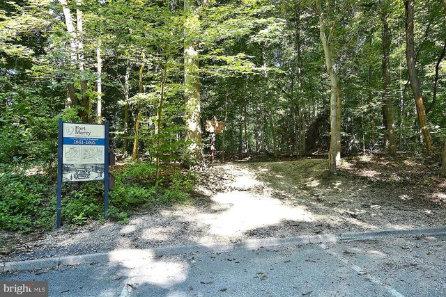 4500 35TH RD N, Arlington, VA 22207