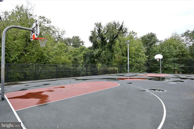 4500 35TH RD N, Arlington, VA 22207