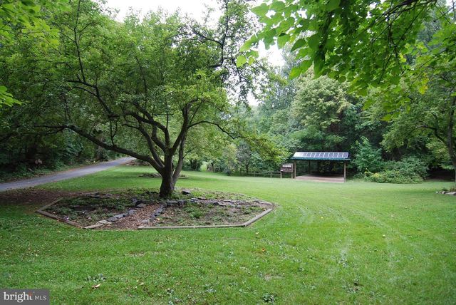 4500 35TH RD N, Arlington, VA 22207