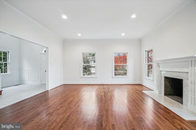 4500 35TH RD N, Arlington, VA 22207