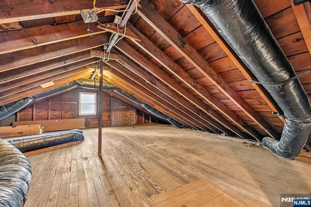 346 Carmita, Rutherford, NJ 07070