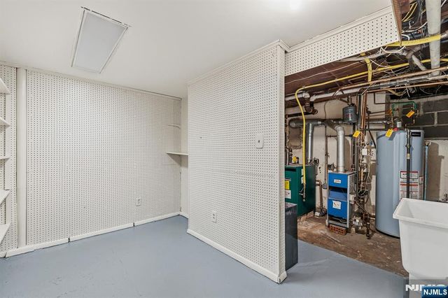 346 Carmita, Rutherford, NJ 07070