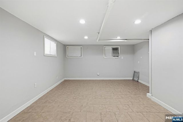 346 Carmita, Rutherford, NJ 07070