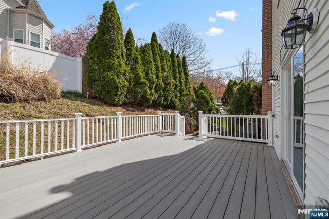 346 Carmita, Rutherford, NJ 07070
