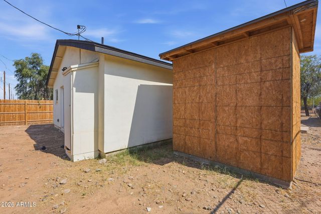 3710 W LATHAM Street, Phoenix, AZ 85009