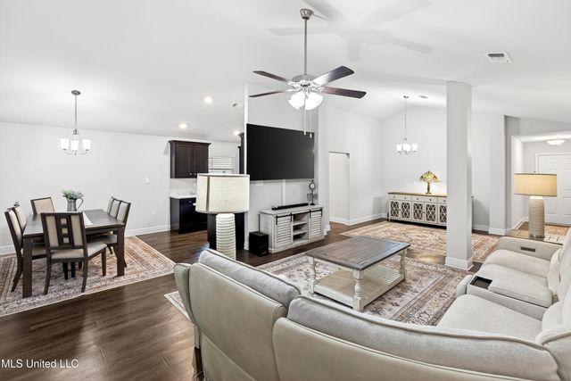 14044 Old Mossy Trail, Gulfport, MS 39503