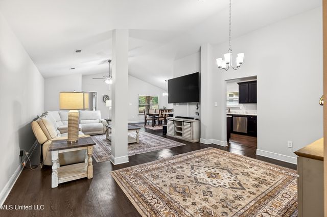 14044 Old Mossy Trail, Gulfport, MS 39503