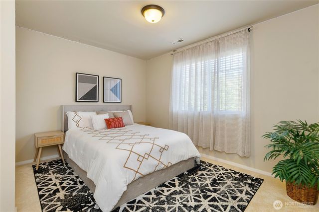 16918 6th Avenue W, Lynnwood, WA 98037