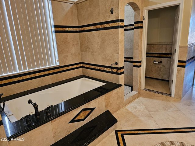 43819 N 43RD Drive, New River, AZ 85087