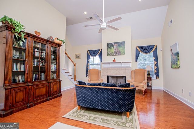 3 Gables Way, Newnan, GA 30265