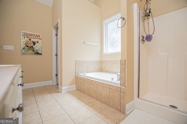 3 Gables Way, Newnan, GA 30265