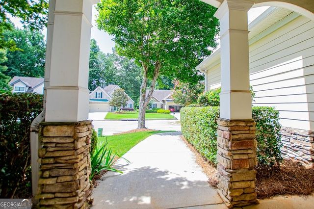 3 Gables Way, Newnan, GA 30265