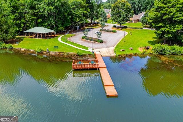 3 Gables Way, Newnan, GA 30265