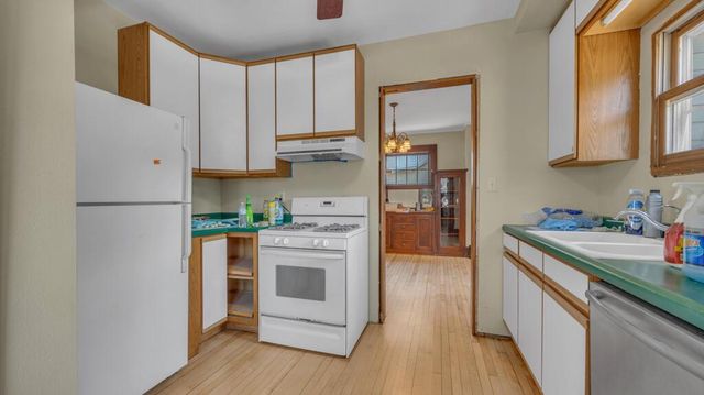 910 N 4th STREET, Sheboygan, WI 53081